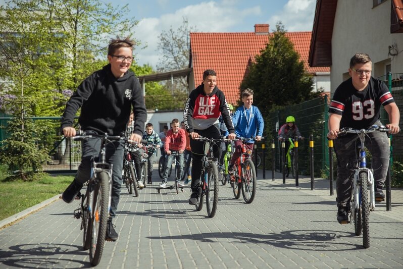 Rowerowy maj w gdańskich szkołach. Na zdjęciu uczniowie SP nr 24 przy ul. Lili Wenedy 