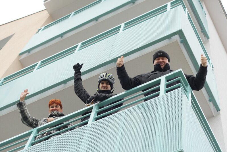 Dzięki TBS Motława już setki rodzin wprowadziły się w Gdańsku do poszkań pod klucz. Nz. blok mieszkalny przy kolorowej, który ma lokatorów od października 2015 r. Teraz trzy mieszkania w nowym bloku przy ul. Kieturakisa przeznaczone są rodzin, które ostatnie lata spędziły za granicą, a teraz chcą wrócić do kraju 