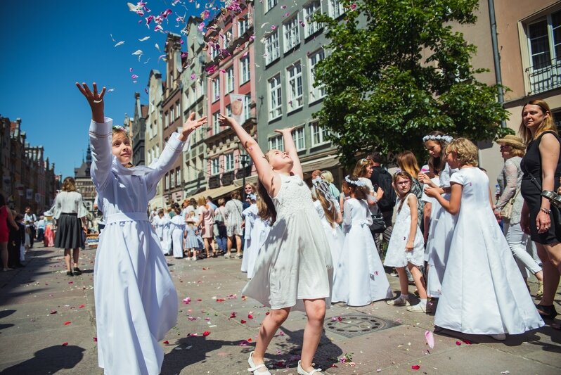 Uroczystości i procesje związane ze świętem Najświętszego Ciała i Krwi Chrystusa przejdą jutro ulicami Gdańska
