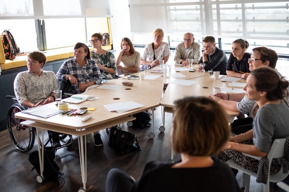 W ramach programu Gdańska Szkoła solidarności Codziennie odbywa się cykl szkoleń dla radnych dzielnicowych.