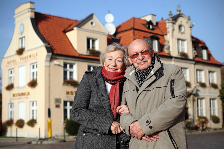 Halina Winiarska-Kiszkis i Jerzy Kiszkis przez większość kariery związani byli z gdańskim teatrem Wybrzeże (1966-2003). Gdańszczanie pokochali ich m.in. za wiele niezwykłych kreacji aktorskich