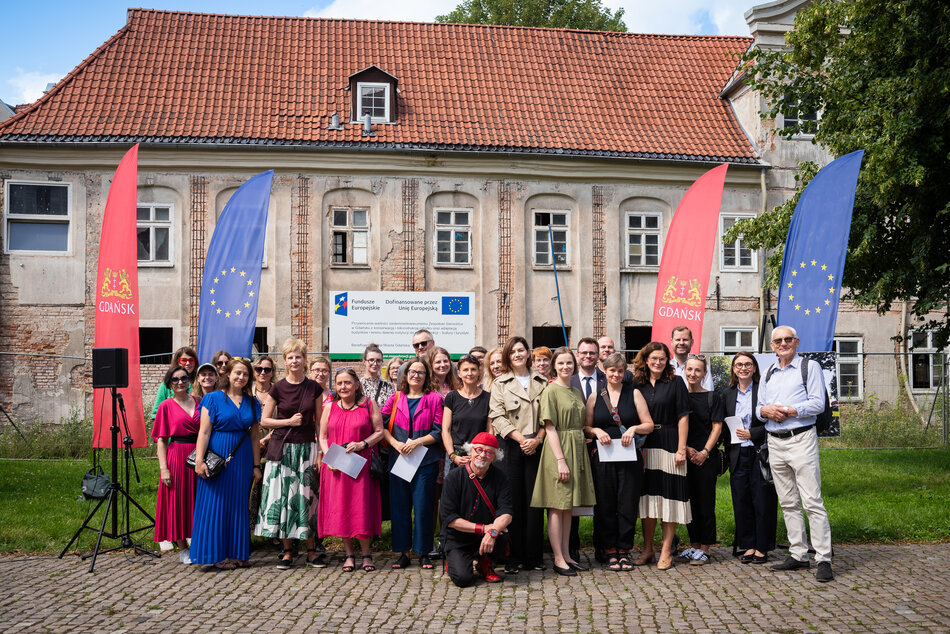 inauguracja_dzialalnosci_domu_literatury_w_gdansku_fot_rafal_kucharek_1_