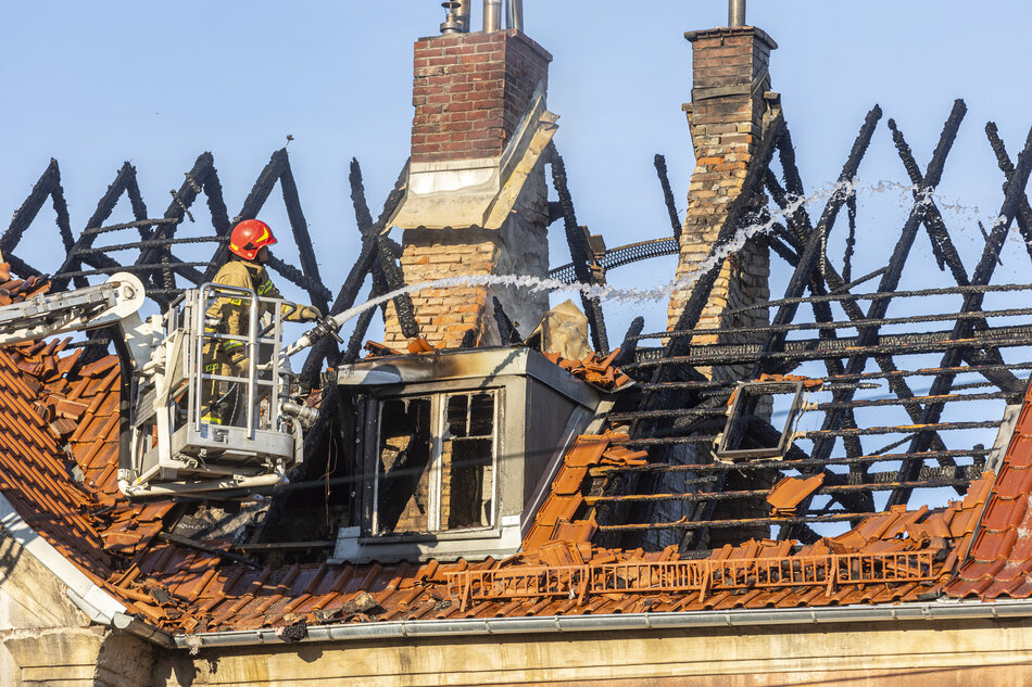 gcm-download-2500-20250905-pozar-kamienica-hallera-027.1e7926ea