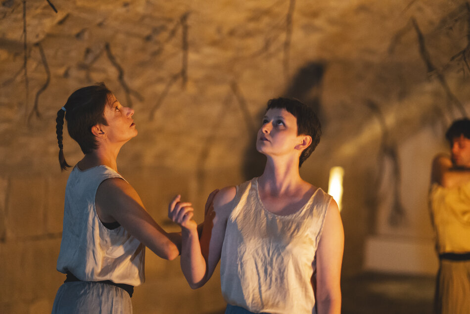 Katarzyna Pastuszak i Nat Chylinska w performasie HOME Biennale we Florencji