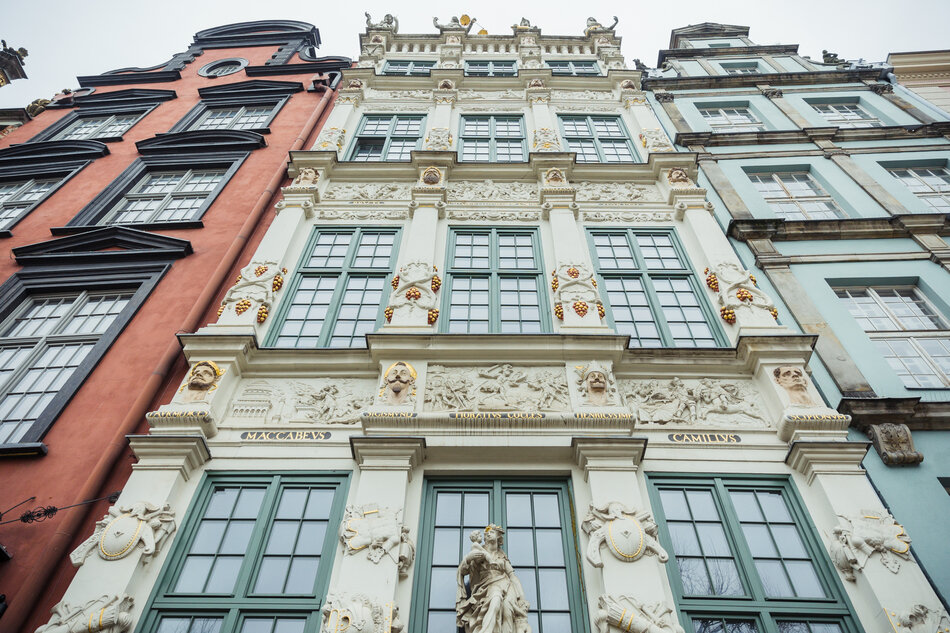 gcm-download-1920-zlota_kamienica-012.7b621567 (1)