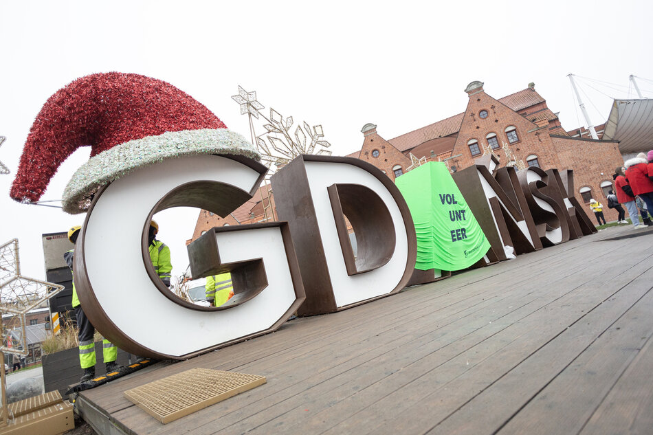 gcm-download-1920-20221205-parada-wolontariuszy-036.0b72d30d