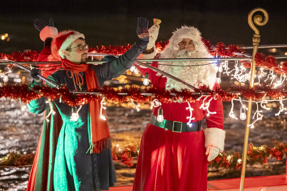 Na Długim Targu rozbłysła choinka