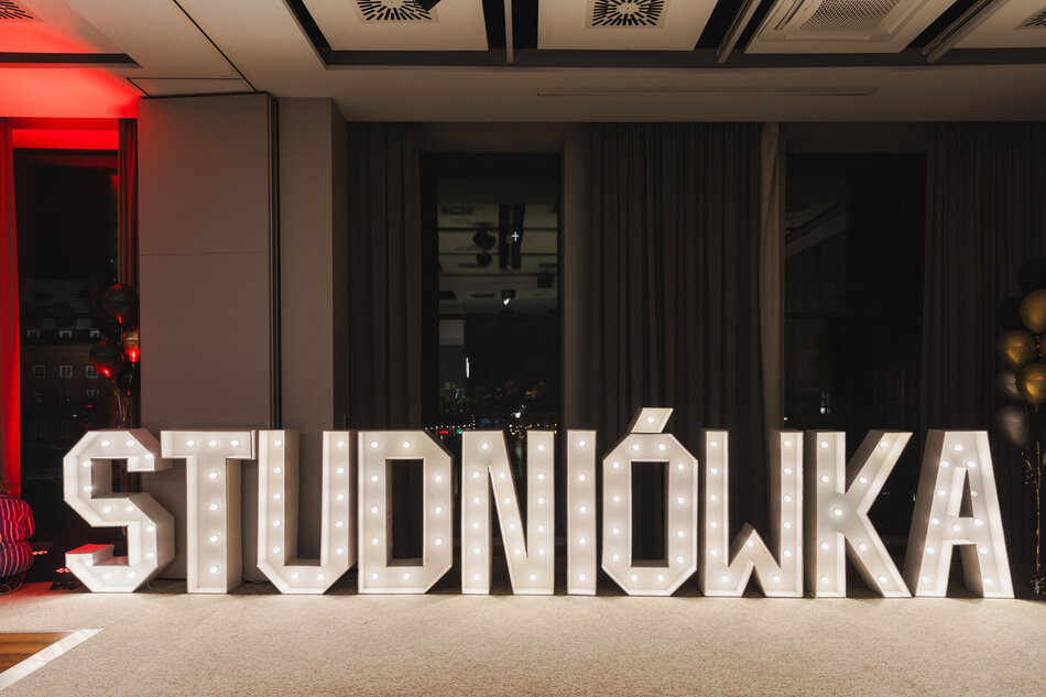 Studniówka XII Liceum Ogólnokształcące z oddziałami sportowymi w Gdańsku