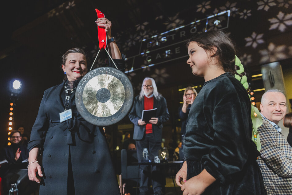 gcm-download-1920-20260110-koledowanie-ecs-17.8a193ba0