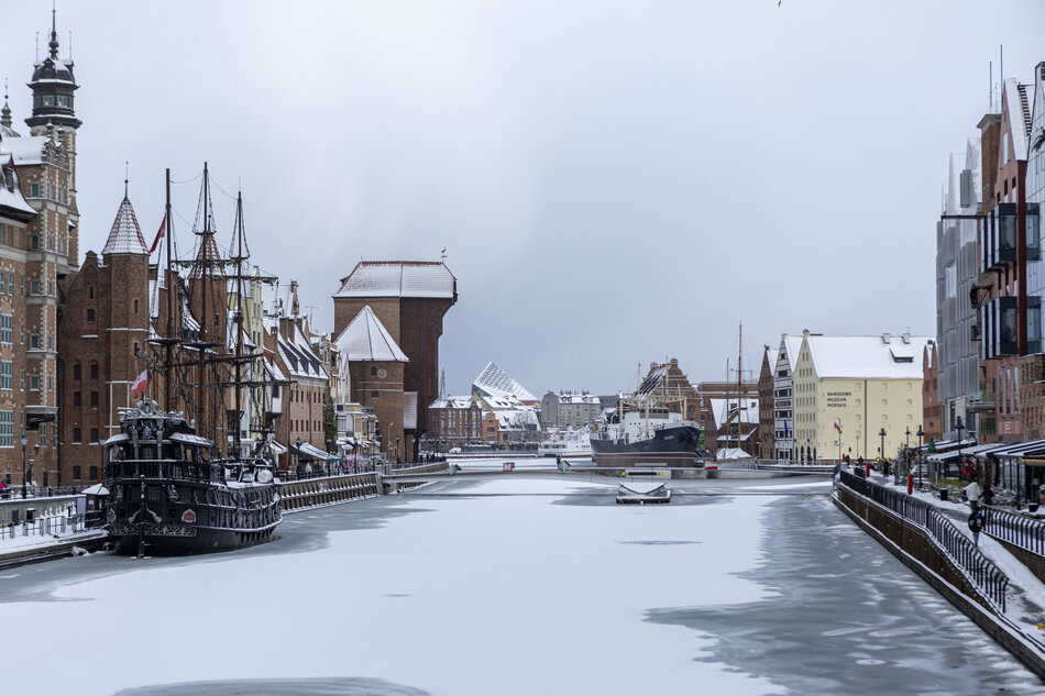 Zimowy Gdańsk. Zdjęcie nad Motławą