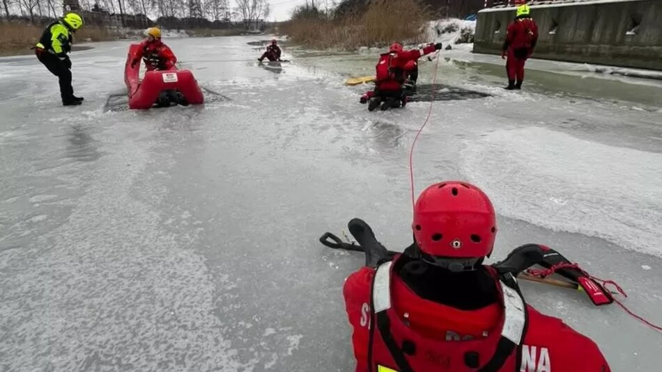 LódStrażacyĆwiczenia