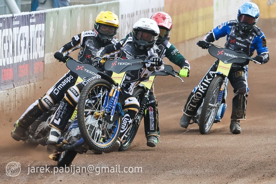 PHOTO-2026-04-04-15-07-31