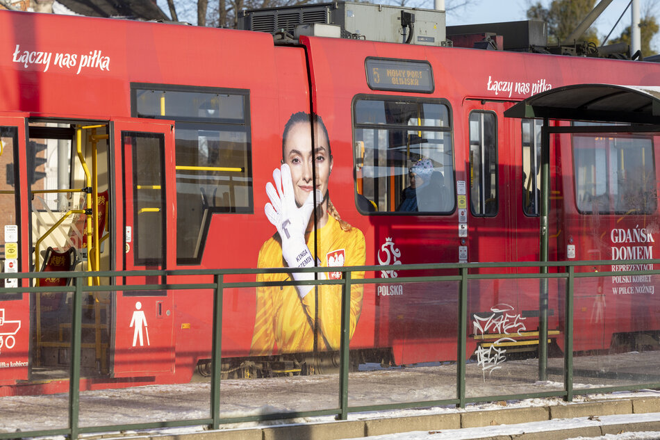 Reprezentacja Polski Kobiet w Piłce Nożnej na gdańskim tramwaju