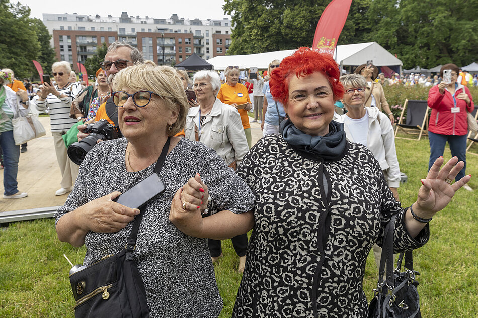 gcm-download-1920-2025-06-18-piknik-seniorow-034.d94bb5eb.JPG