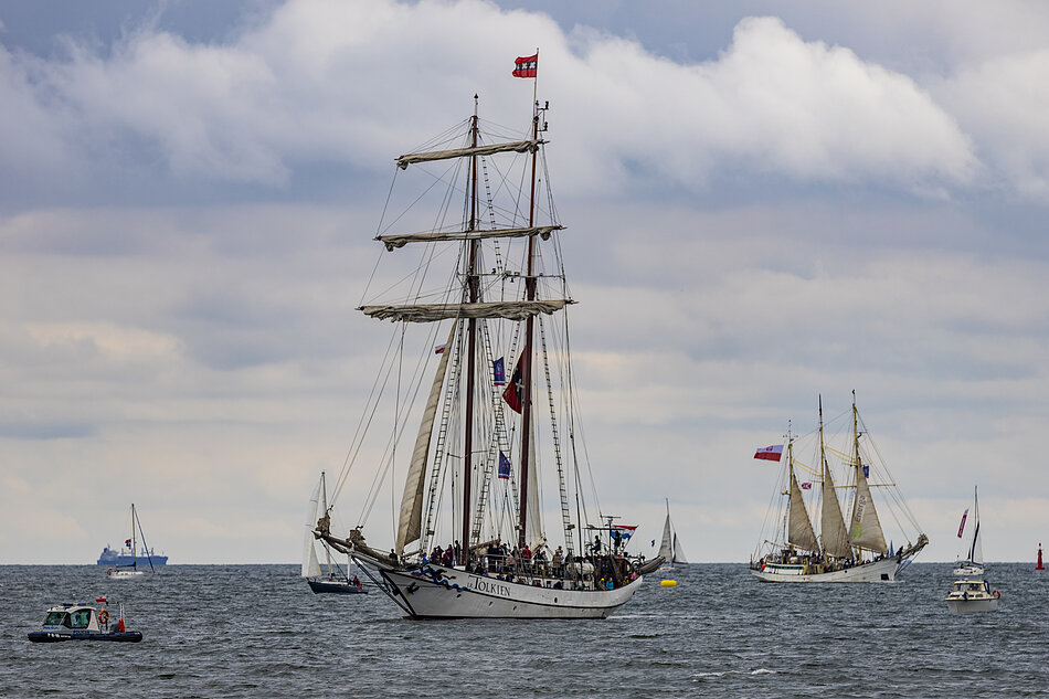 gcm-download-1920-2025-07-12-Parada-Baltic-Sail-020.d7958050.JPG