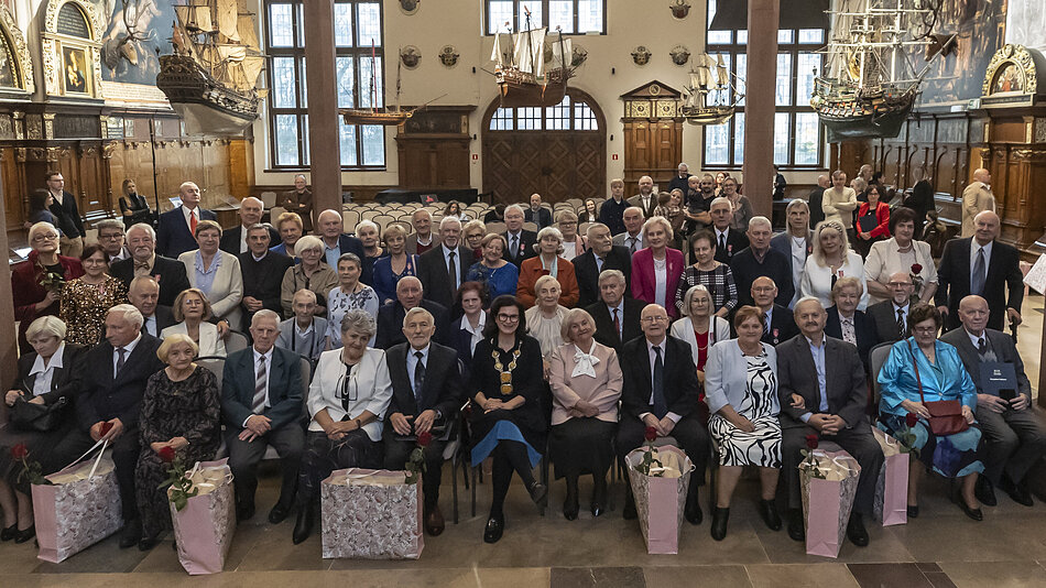 Jubileusze26pazdzDwórArtusaOK