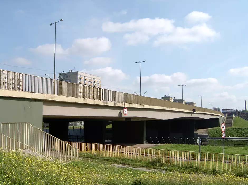 Na Moście Dolnomiejskim wyremontowany zostanie chodnik w stronę Centrum.