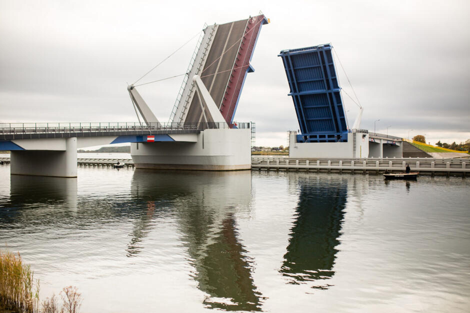 17 listopada rozpoczną się prace serwisowe na Moście 100-lecia Odzyskania Niepodległości Polski 